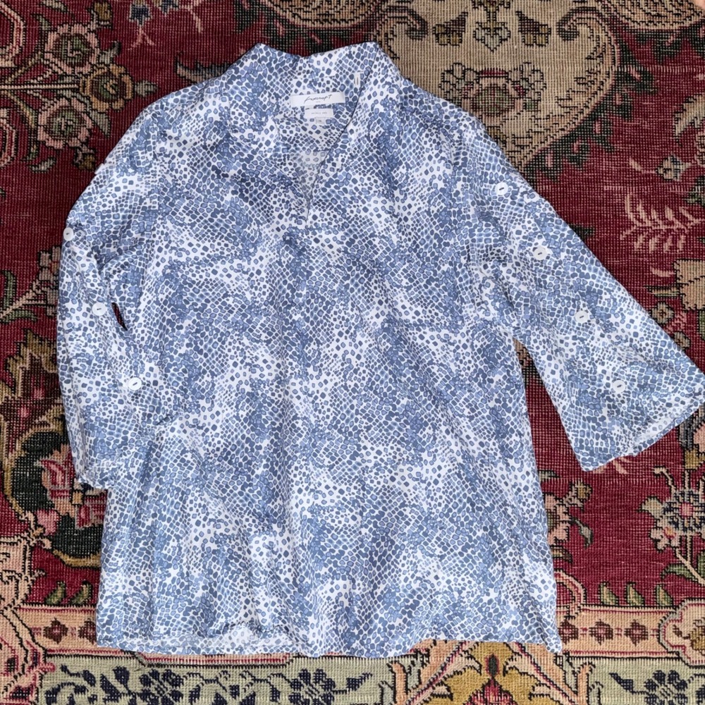 Foxcroft Tunic Women 14 Blue Snakeskin Excellent Wrinkle Free Pullover Top